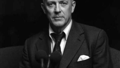Laurence Bailey: Notable Individuals, Obituaries & Public Records